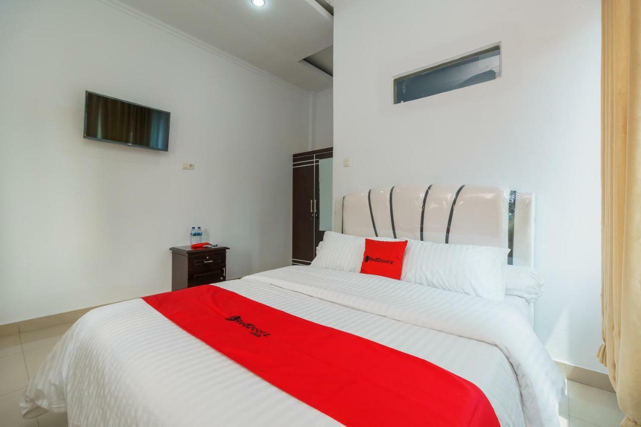 Reddoorz Syariah Near Simpang Sekip Guest house